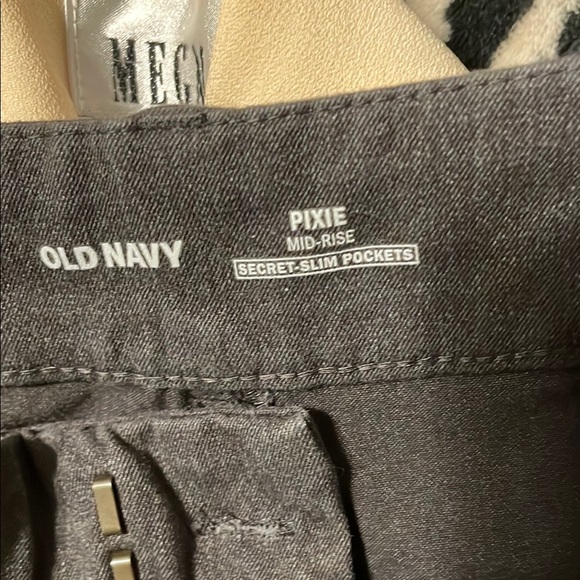 Old Navy Gray Straight Leg Dress Pants - Picture 3 of 5